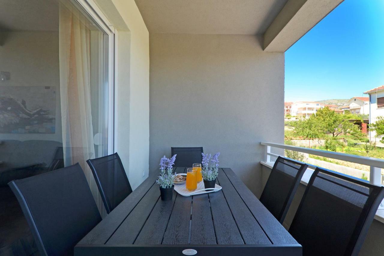 Sunshine Apartment Trogir Exterior foto