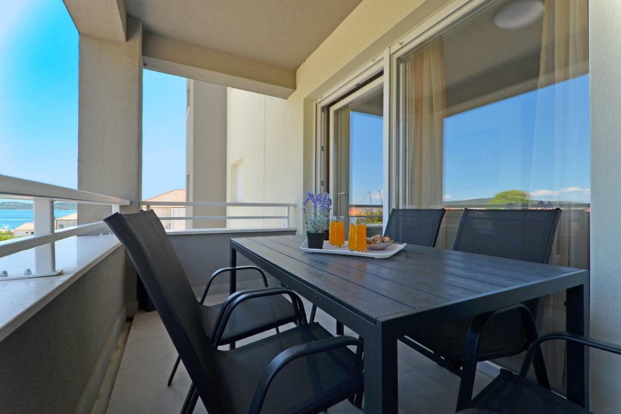 Sunshine Apartment Trogir Exterior foto